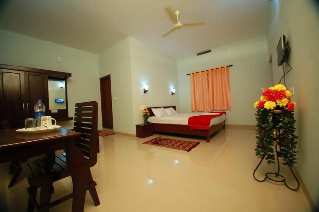Pknhomestay Kumily Thekkady Bagian luar foto